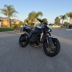 2007 Kawasaki Zx6r stunt