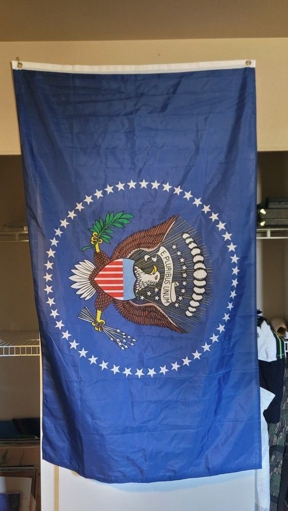 POTUS flag E PLURIBUS UNUM presidential Seal