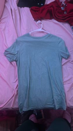 Light green T-shirt