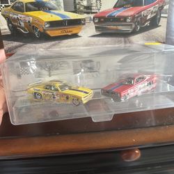 Hot Wheels Premium Car Culture '72 Plymouth Cuda FC Plymouth Duster Funny Car