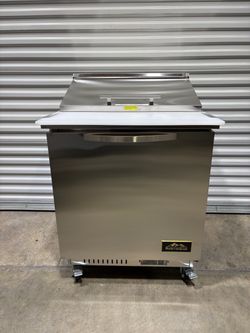Single Door Sandwich Salad Prep Table New 1 Year Warranty