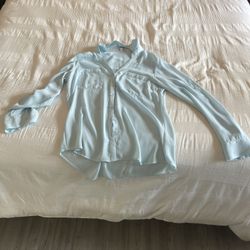 Women’s Express Medium Blouse