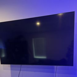 70” Samsung Crystal 4K Smart TV