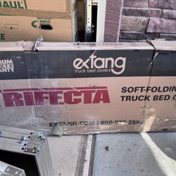 Trifecta 2.0 Truck Bed Cover 78 in Long 68 in Wide