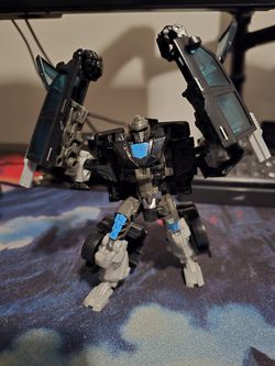 Transformers Movie Deluxe Class Stockade figure