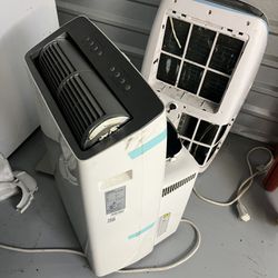 Black and decker portable air conditioner and heater w remote window kit  for Sale in Pearland, TX - OfferUp