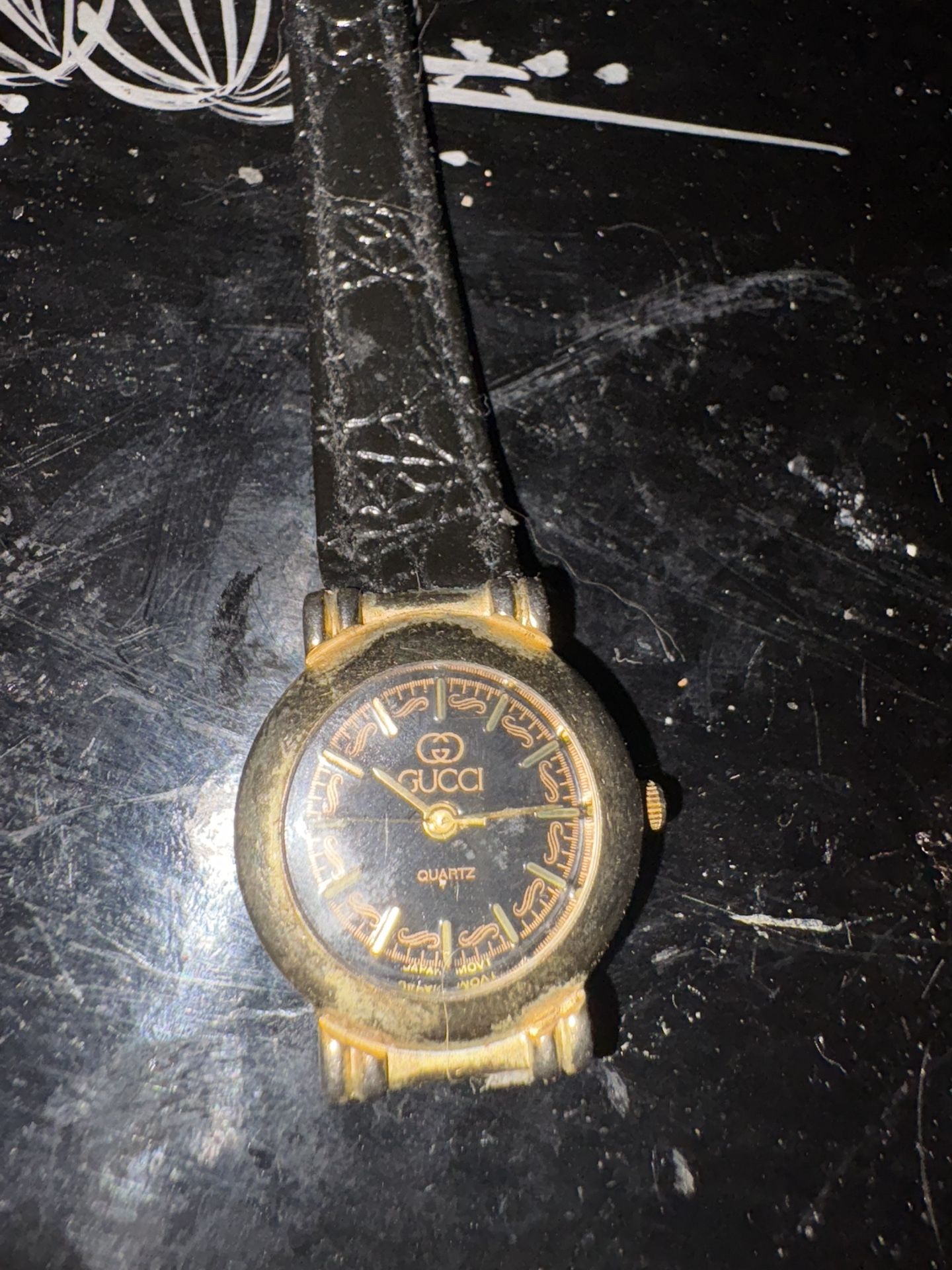Gucci Watch 