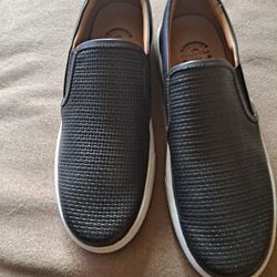 DRIVERS CLUB USA. LEATHER UPPER AND LANNING.  MADE IN BRAZIL.  SIZE 7.  BLACK. 