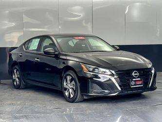 2025 Nissan Altima
