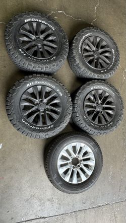 (5) Lexus GX 460 18in Wheels