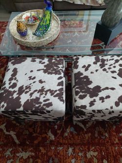 2 PONY STOOLS