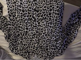 Women shirt