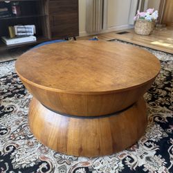 Round Wood Coffee Table 