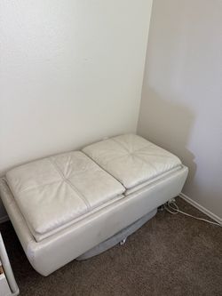 Storage ottoman