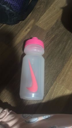 Nike transparente water bottle