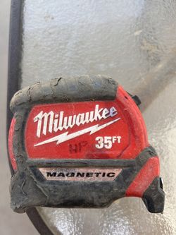 Milwaukee 35FT Tape