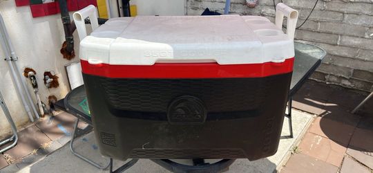 Igloo Quantum 55-Qt. Cooler