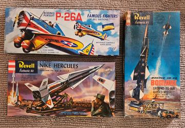 Vintage Plastic Model Kit Lot (7 Kits)