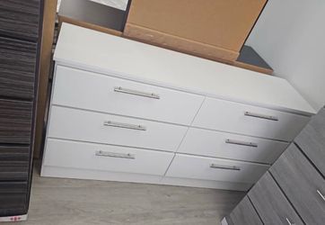 Dresser-Comoda