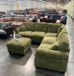 Gorgeous ‼️ sage green  corduroy sectional sofa with ottoman