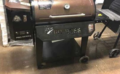 Brand New Pit Boss Pro Series 1100-sq in Pellet Grill F759