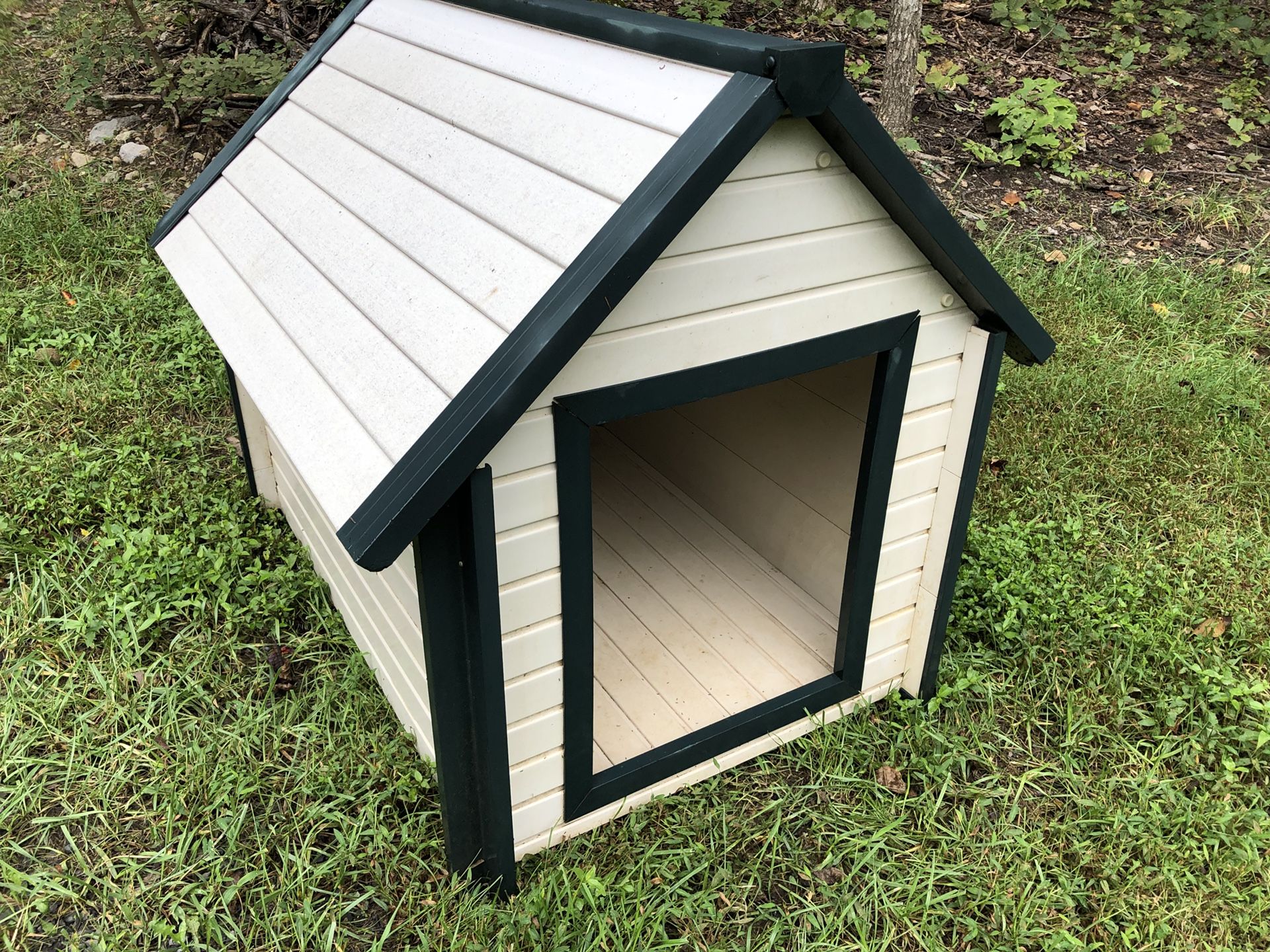 Composite Dog House