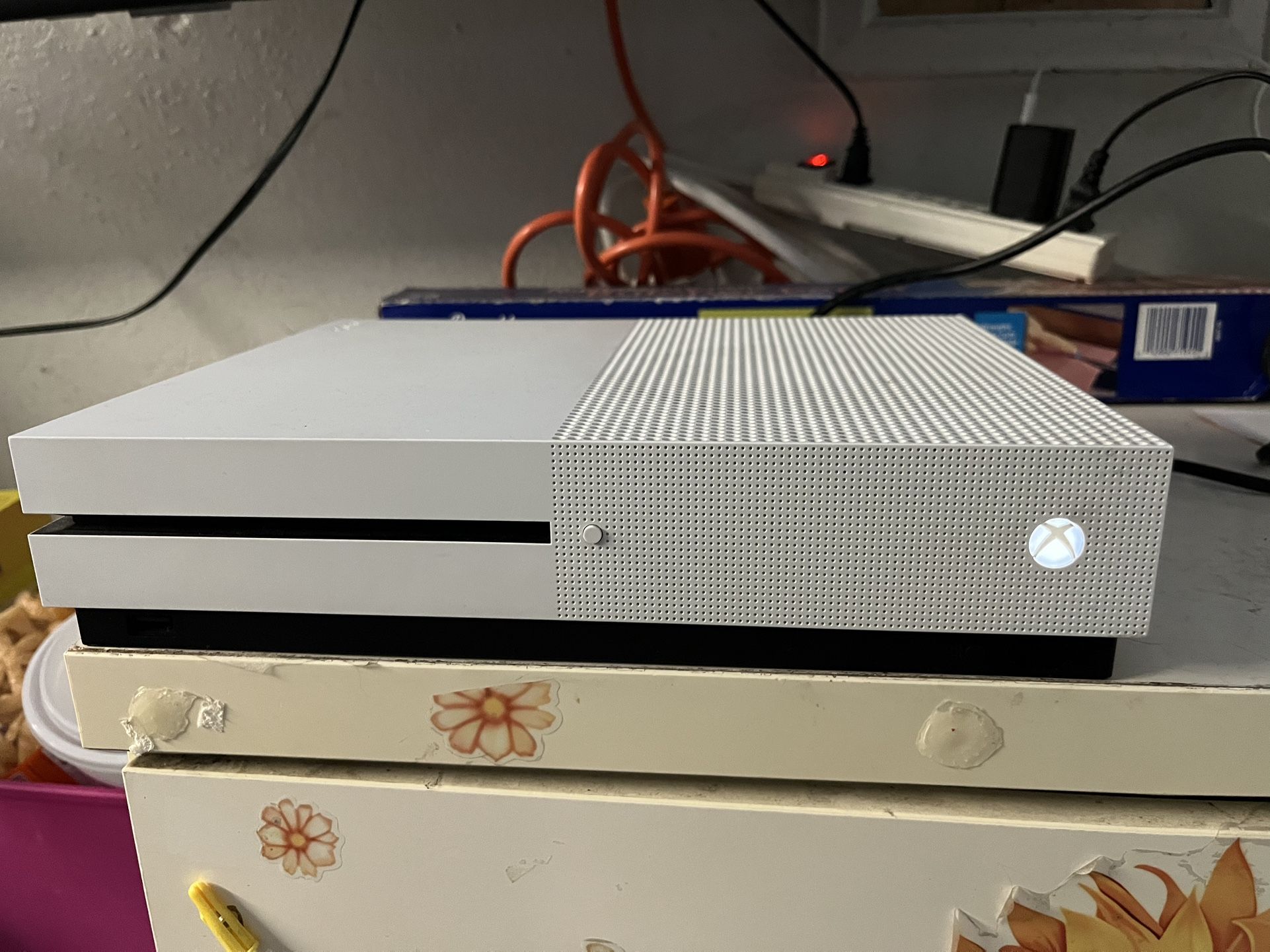 Xbox One S