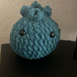 Crocheting blueberry