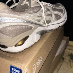 Men’s Tan Beige ASICS 