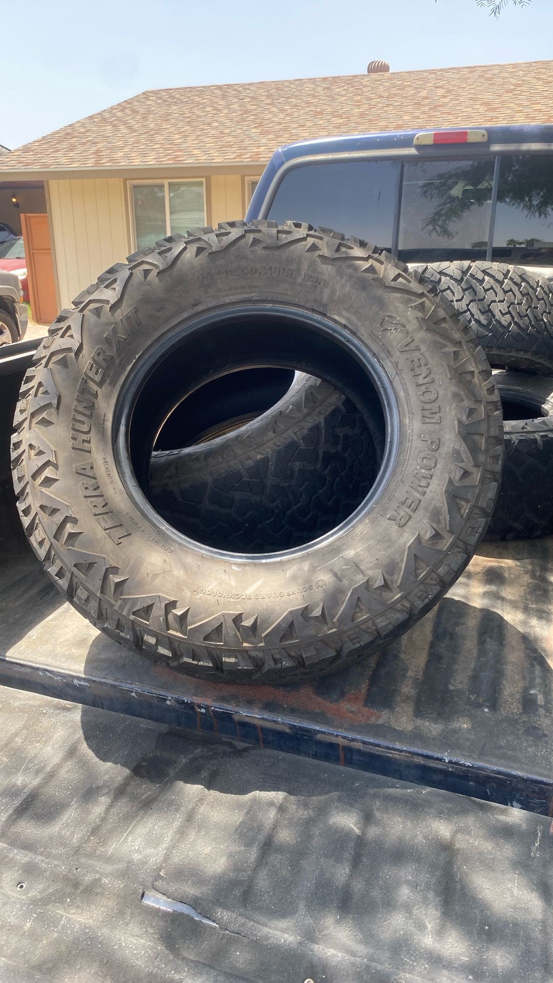 35x12.50r18 TERRA HUNTER X/T