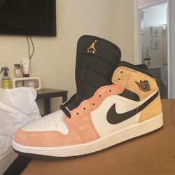 Air Jordan 1 Mid SE