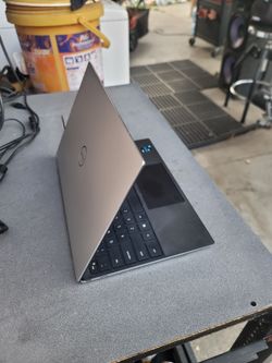 Dell XPS TouchScreen: Intel Core i7, TypeC, Windows11 V-25H2.
