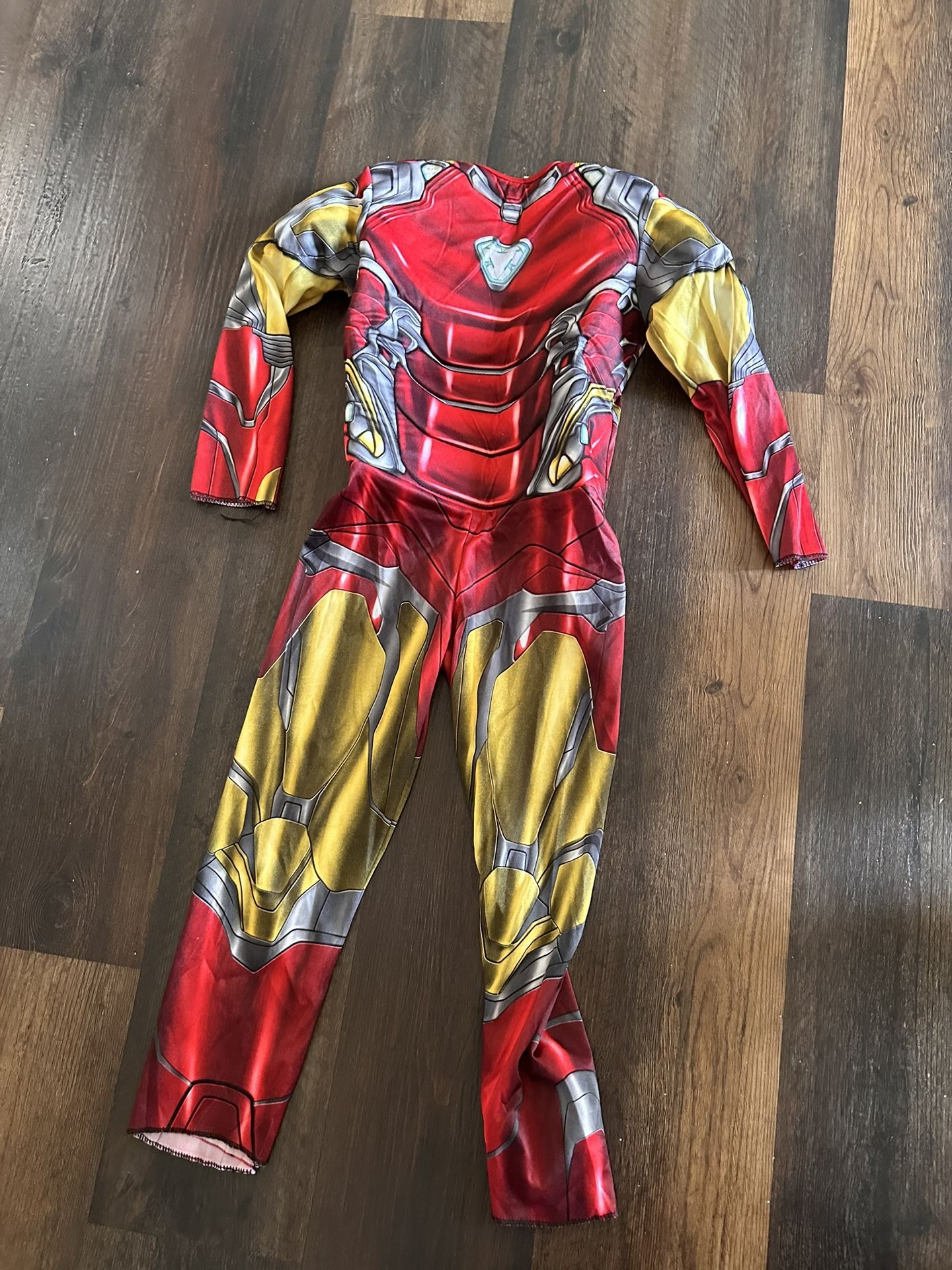 Iron man Halloween costume size small for 4 year old