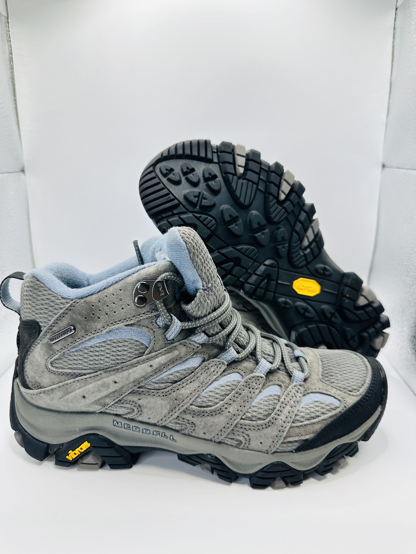 Size 9W Merrells Moab 3