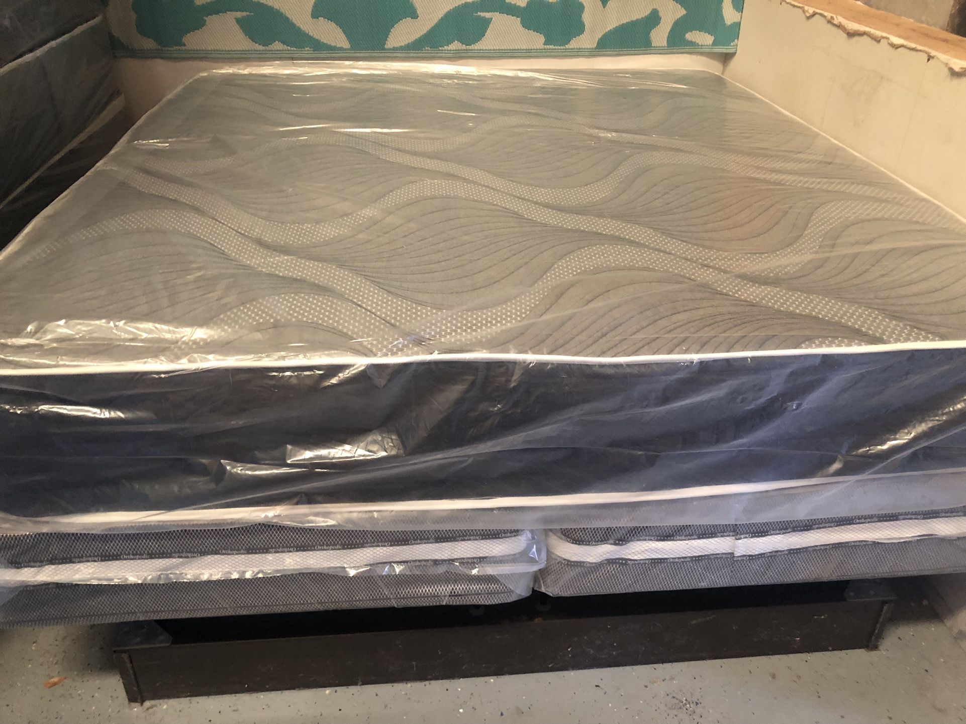 BRAND NEW KING SIZE MATTRESSES 