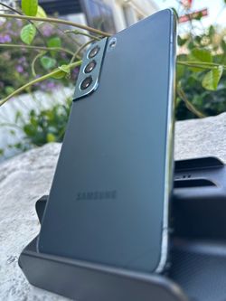 SAMSUNG S22 128GB