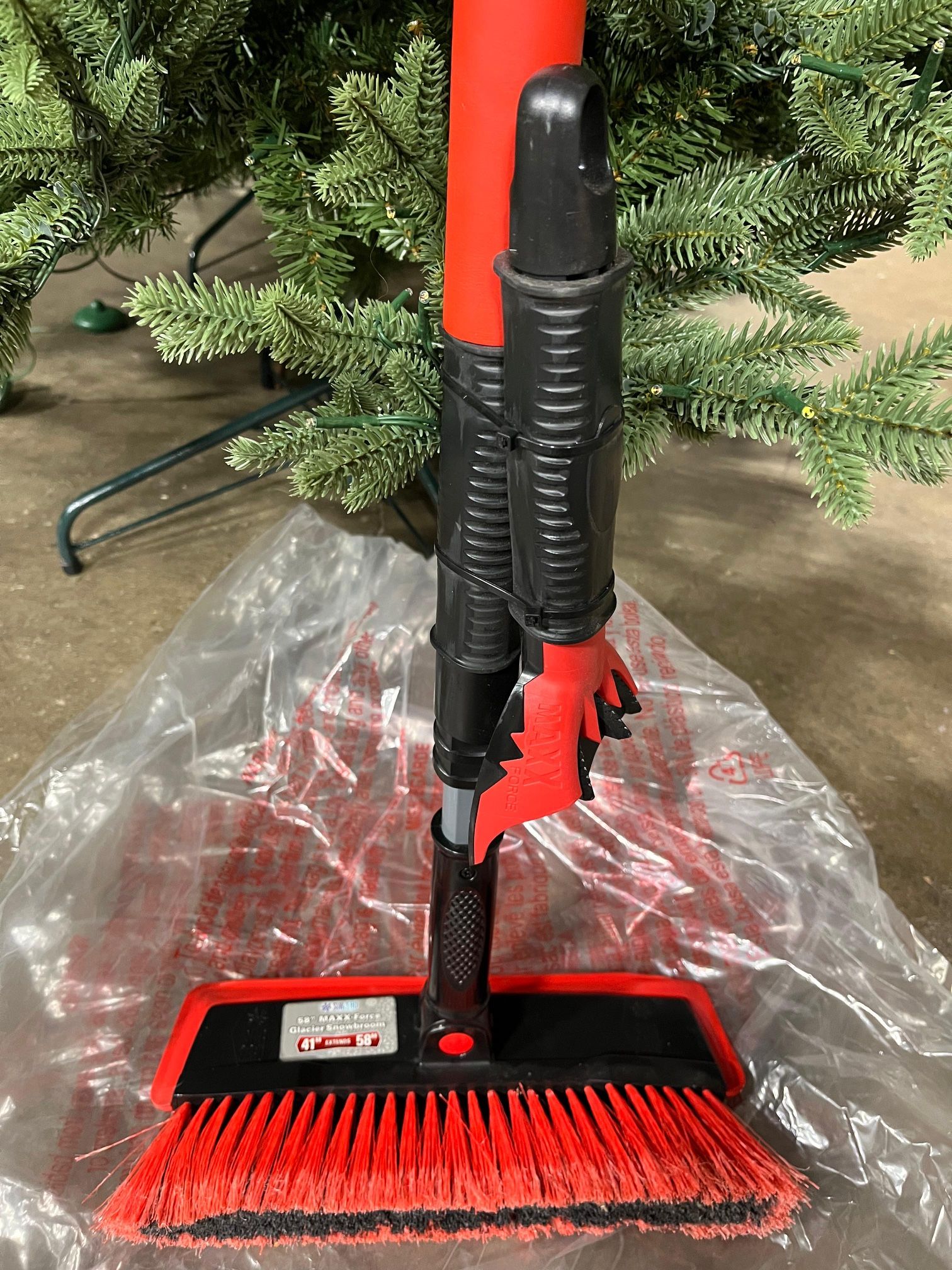 Hopkins Maxx-Force Glacier 58" Extendable Snowbrush with Ice Scraper, 2-pack