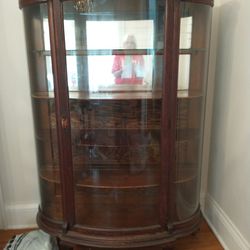 Handsome Antique Oak And Round Glass China Closet Curio Display Cabinet In Westfield NJ 