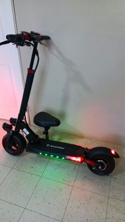 J-01 Electric foldable Scooter (Adult Owned) Lots of Goodies such as Led lights all Around USB Charging port Dual Disc Brakes, $400 Takes it FirmPrice