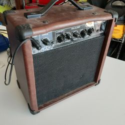 Urban 15 Watt Guitar Amp #KU- 28