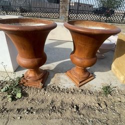 Cup shape pots