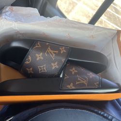 Louis Vuitton Slides