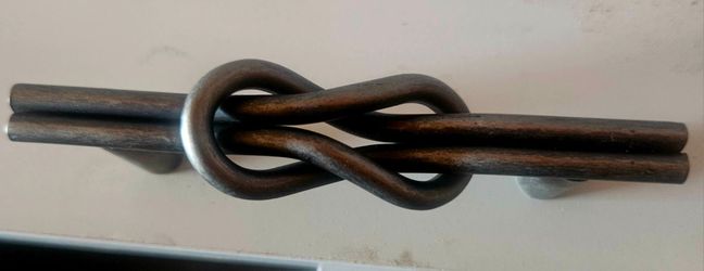 Twisted Knot Cabinet Pulls