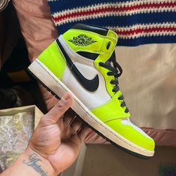 Jordan 1 Special Edition Volt