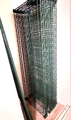 Mobile Shelving / New