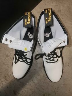 White dr martens