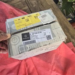 Mercedes Benz wheel bering