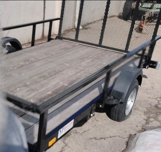 Badger Traller W / Fold Up Ramp, fold down sides and front