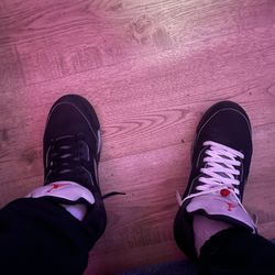 Jordan 5 Black Metallic Reimagined 