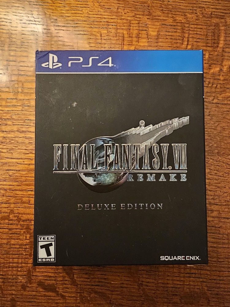 Final Fantasy VII Remake Deluxe Edition